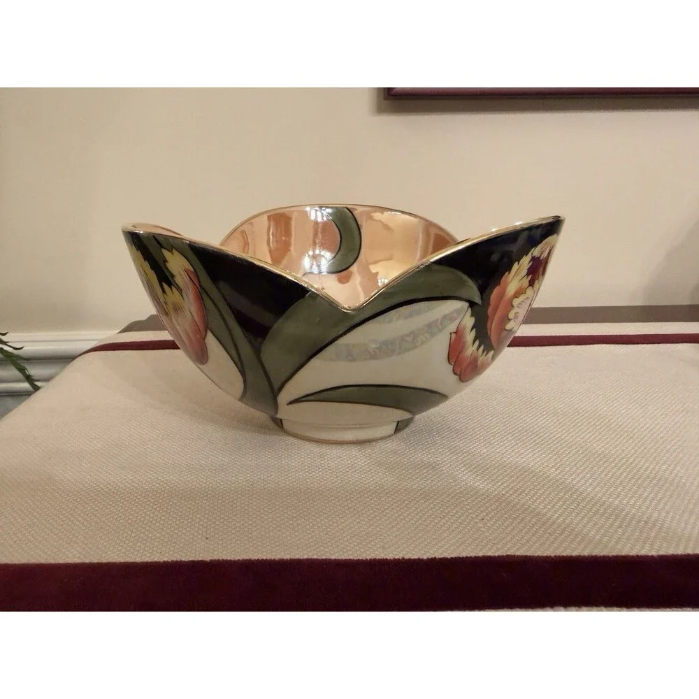 VTG Noritake Lusterware Bowl w/ Iridescent Peach Interior Painted Floral Motifs.
